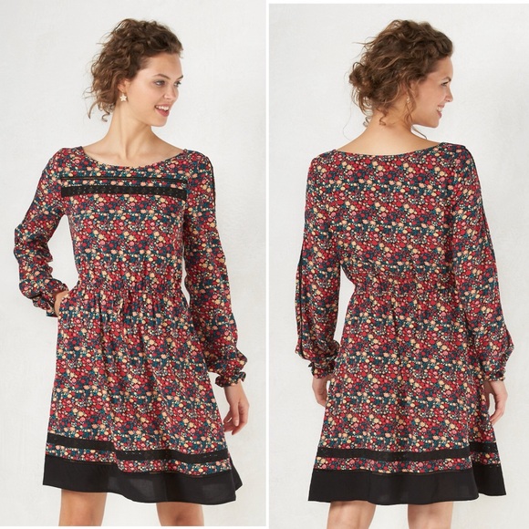 LC Lauren Conrad Dresses & Skirts - Women's LC Lauren Conrad Long Sleeve Floral Dress - S